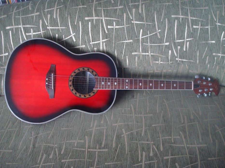 Продам электроакустическую гитару