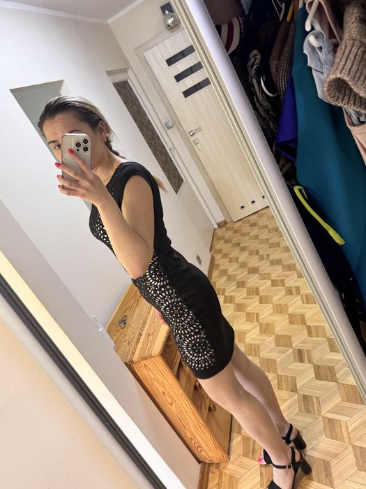Sukienka mini czarna