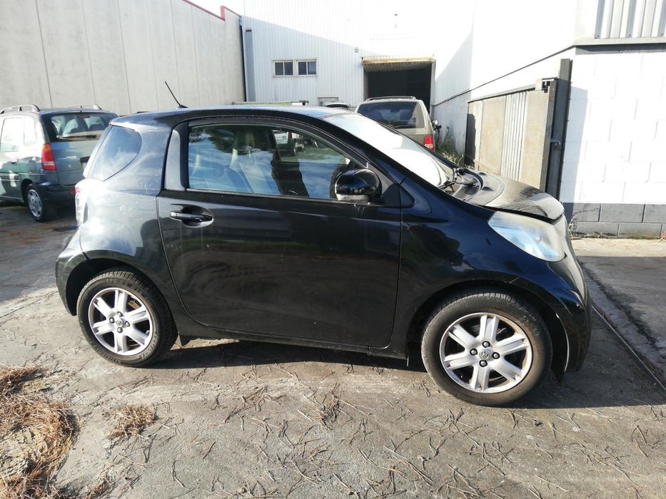 Radiador De Água Toyota Iq