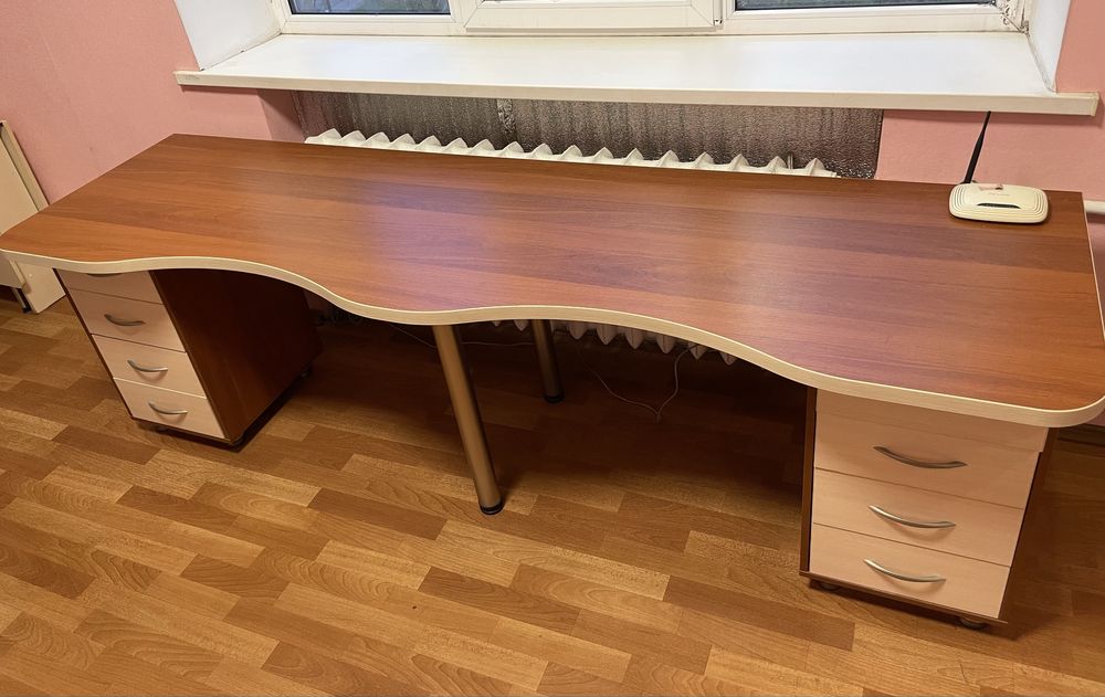 Стол письменный компьютерный