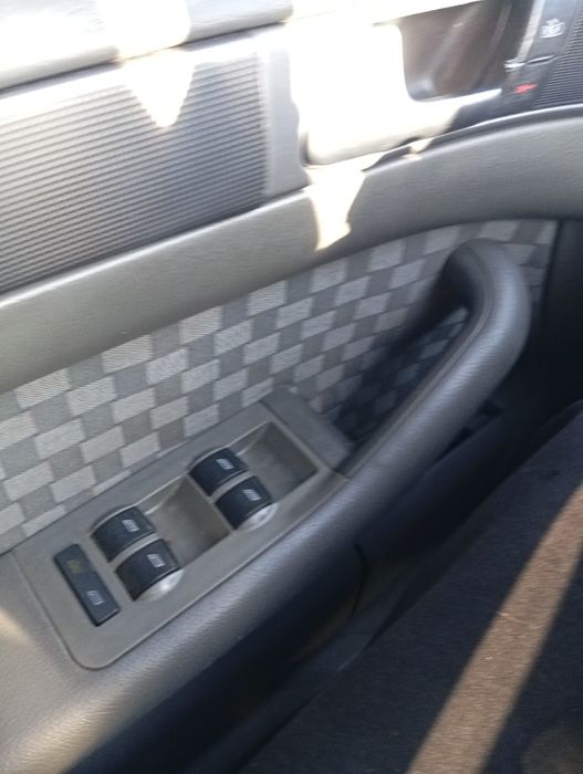 Ауді А6 С5 AUDI A6C5 2.5TDI automat