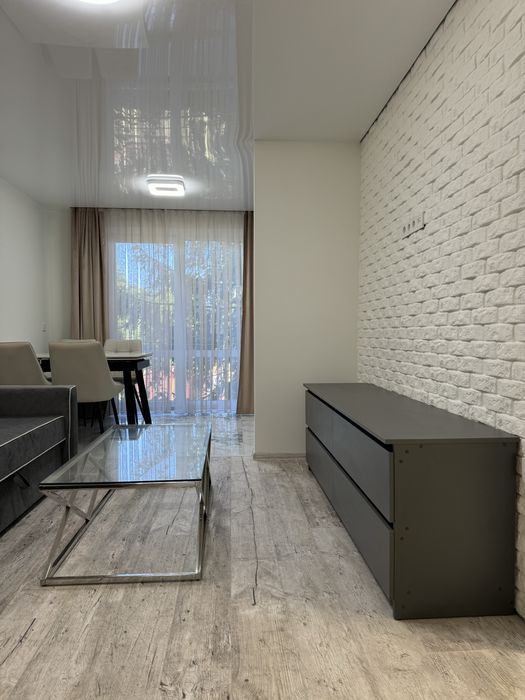 Продається квартра на 2 поверсі