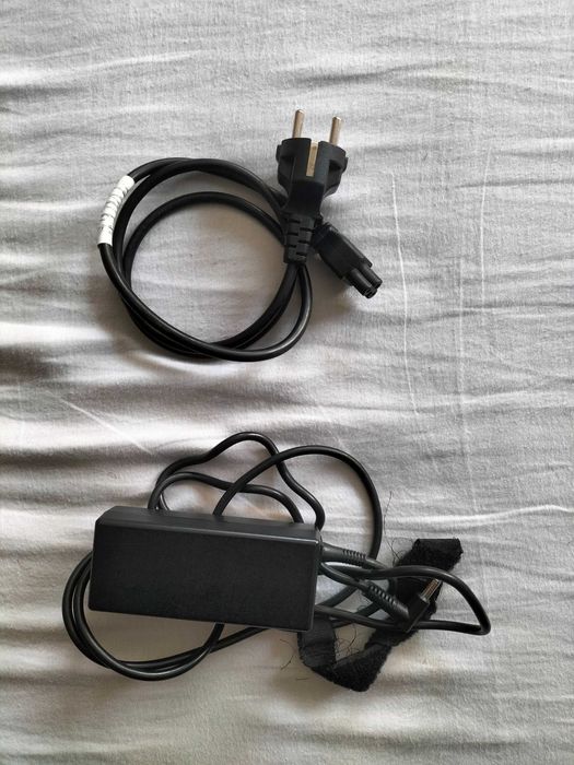 Computador Portátil HP | 15,6" | i5-7200U | 8GB | 500 GB SSD