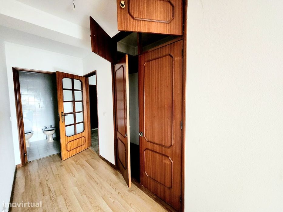 Apartamento T2 em Vilar do Paraíso
