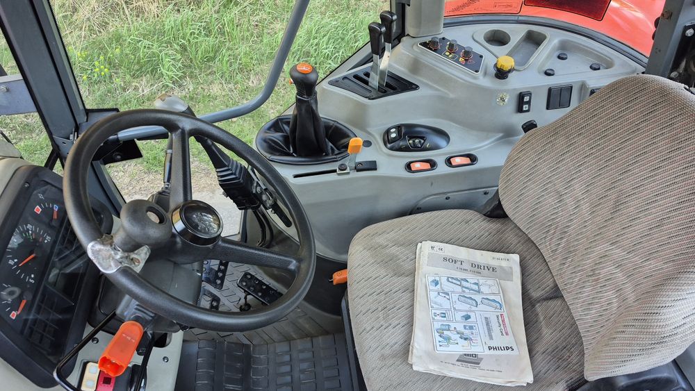 Massey Ferguson 4355, Renault Ares 566 RZ