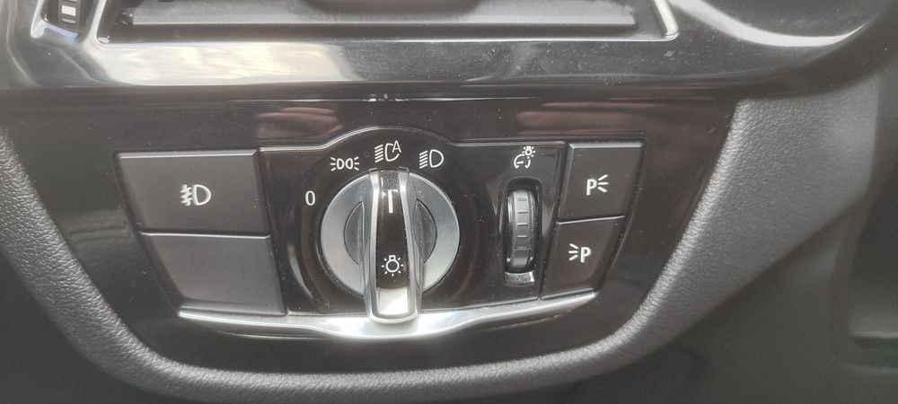 BMW 530E G30 гібрид