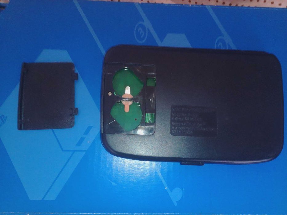 Универсальный переводчик словарь Translator ECTACO ML320 дешево