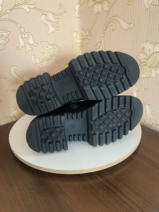 Жіночі зимові черевики