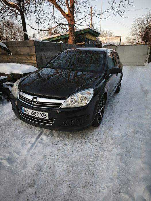 Продам Опель Астра H