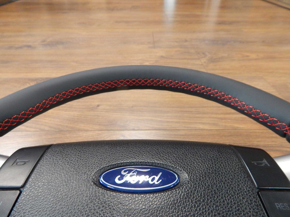 Ford Mondeo Mk3 ST nowa skóra czerwona nić poduszka multi