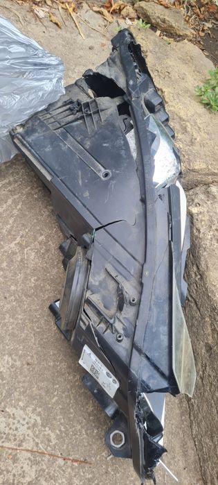 Передня Фара тігуан 1