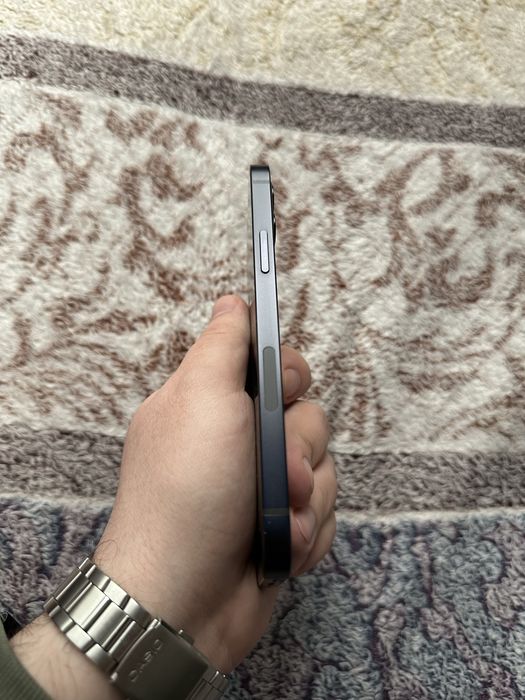 IPhone 12 black 64 Gb