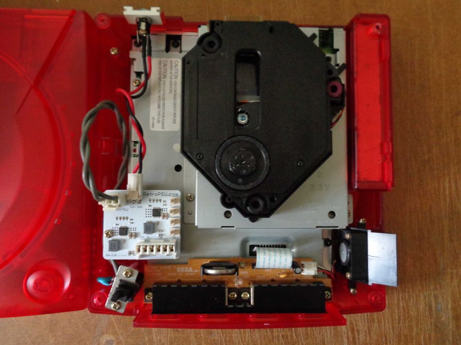 [Usado] Consola Sega Dreamcast PAL VA1 com DreamPSU e mais modificações
