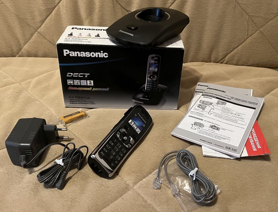 Цифровий бездротовий телефон Panasonic KX-TG8301UA