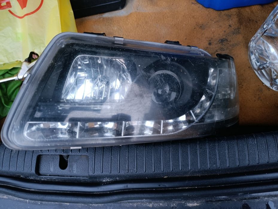 Продам Фару передню Audi A3 8p ауді а3 8п