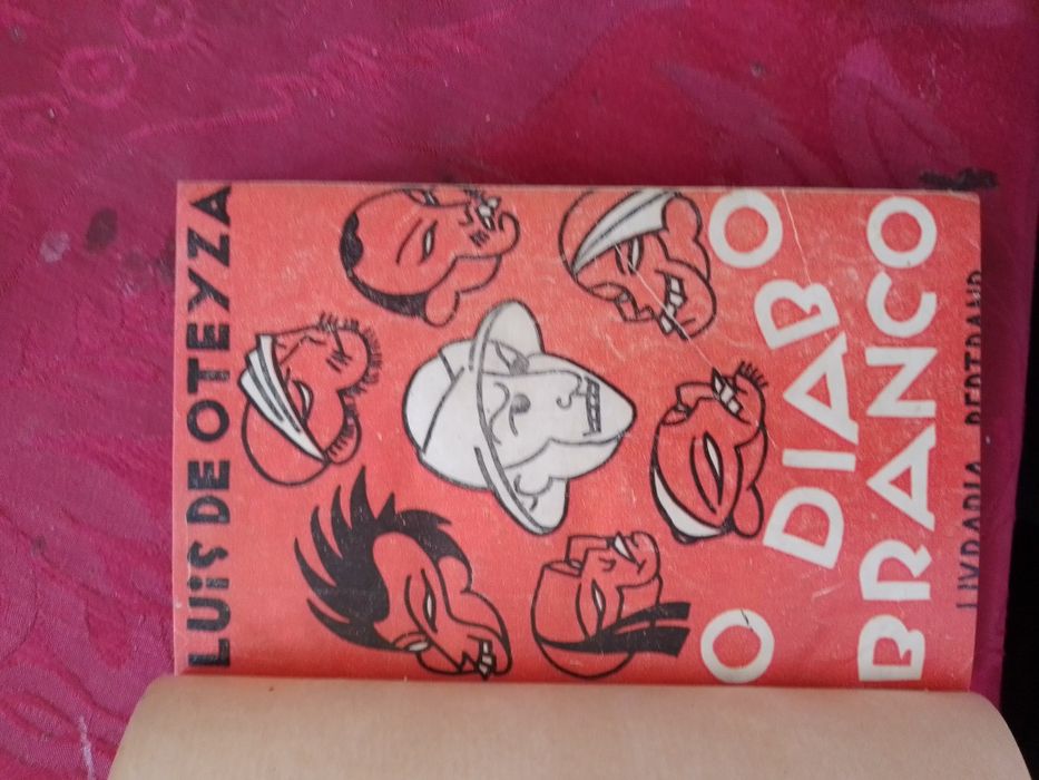 Hamlet - Shakespeare - Tradução e prefácio de José Blanc de Portugal - 1 edição - editorial presença 1963- Colecçao clássicos-9E-Peça antiga5E Desde2E