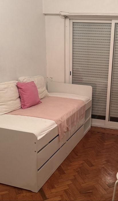 cama de solteiro IKEA