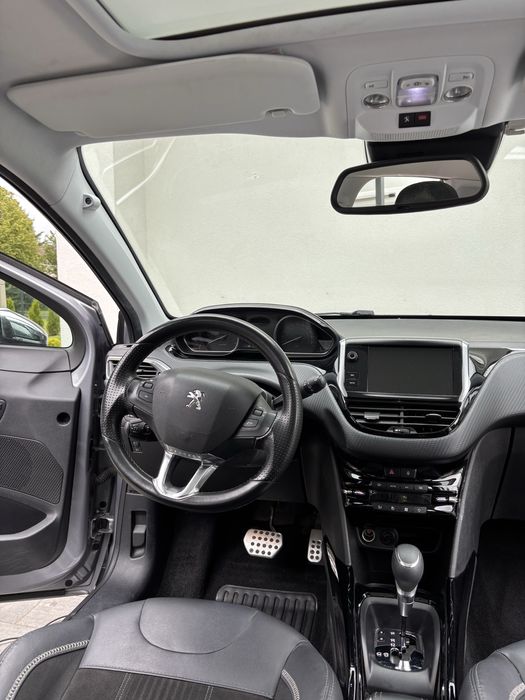 Peugeot 2008 1.2 automat