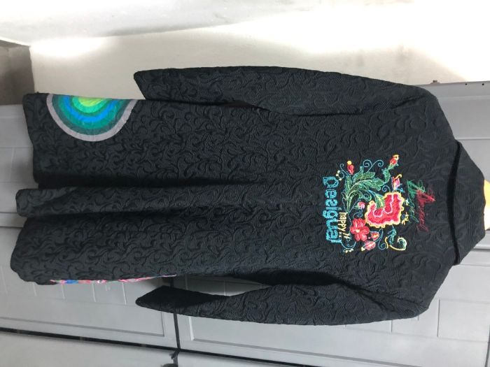 Casaco de senhora comprido da marca DESIGUAL
