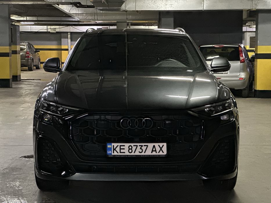 Продам Audi SQ8 2023