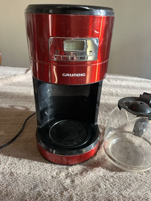 Крапельна кавоварка GRUNDIG