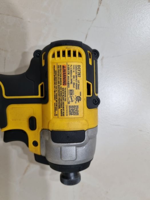 DeWalt DCF787 20v