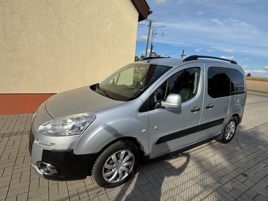 Peugeot Partner Peugeot Partner Tepee Outdoor 7os.!