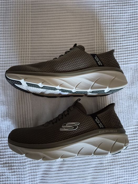 Sketchers Slip-ins D'Lux Walker 2.0 (Tamanho 42)