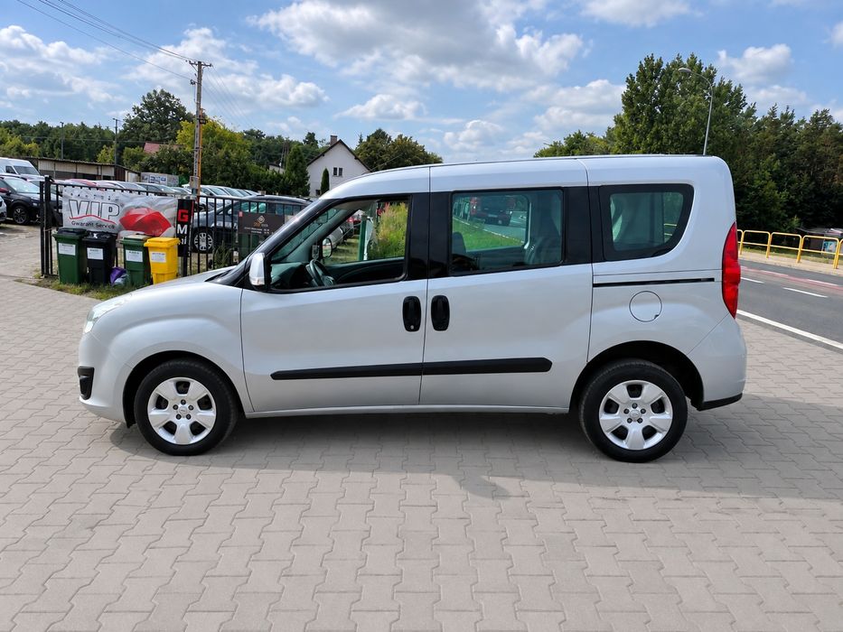 OPEL COMBO 1.6 DIESEL 105 KM z 2013!! 6 BIEGÓW!! TEMPOMAT!!! NISKI Udokumentowany Przebieg 176 TYŚ!!!