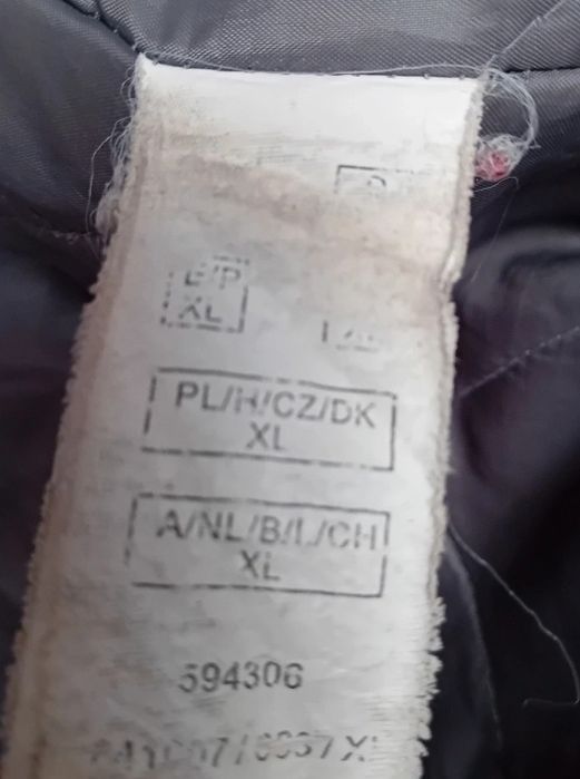 Szara parka – retro Y2K, kaptur z futerkiem