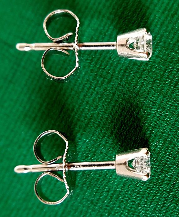 Złote kolczyki 14K 585 sztyfty brylanty 0.10 ct