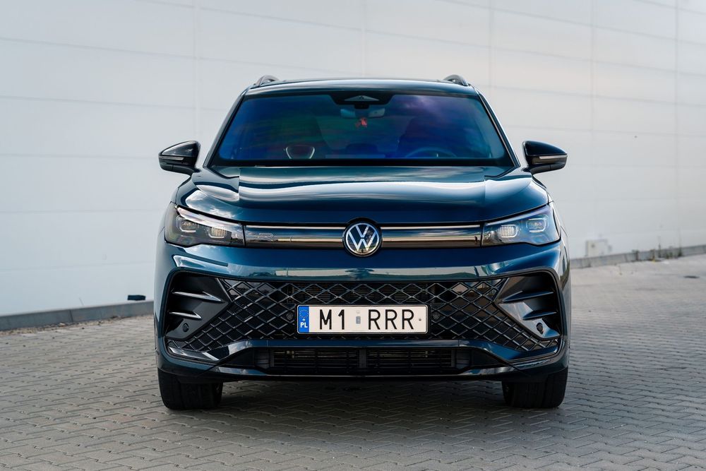 Volkswagen Tiguan Volkswagen Tiguan R-Line Plus 2.0TSI 265KM| PPF | Cesja |