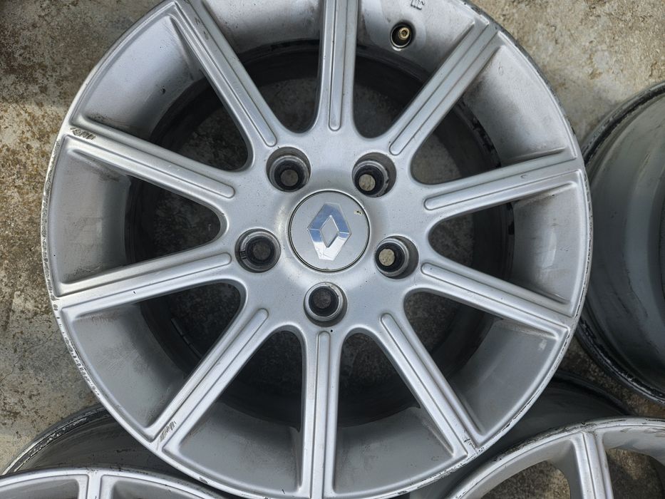 Продам диски Renault 5 114.3 R15