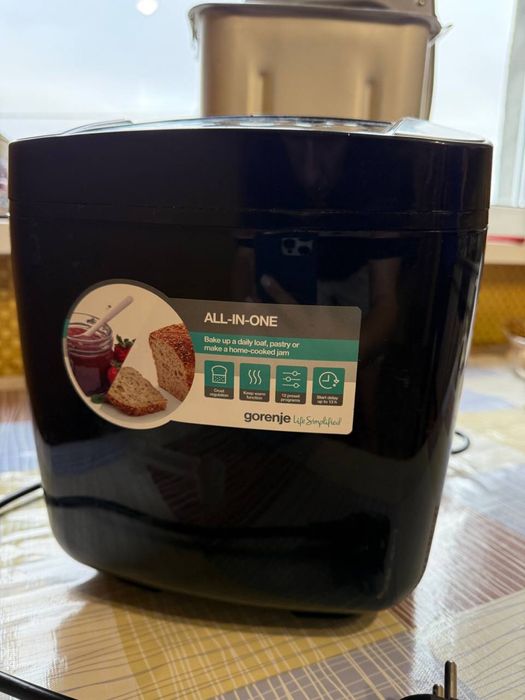Продам хлібопічку gorenje