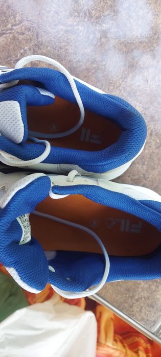 Красовки Adidas продам