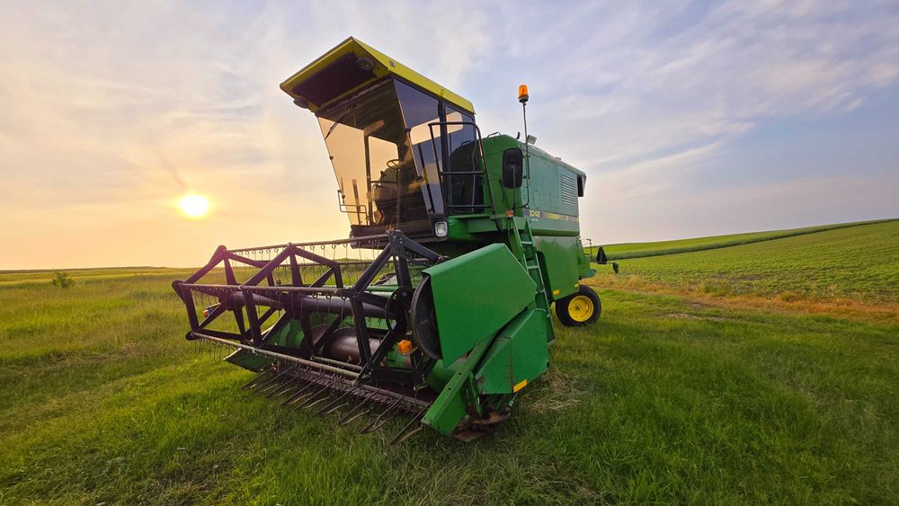 Комбайн Джон дір 1042 3м.