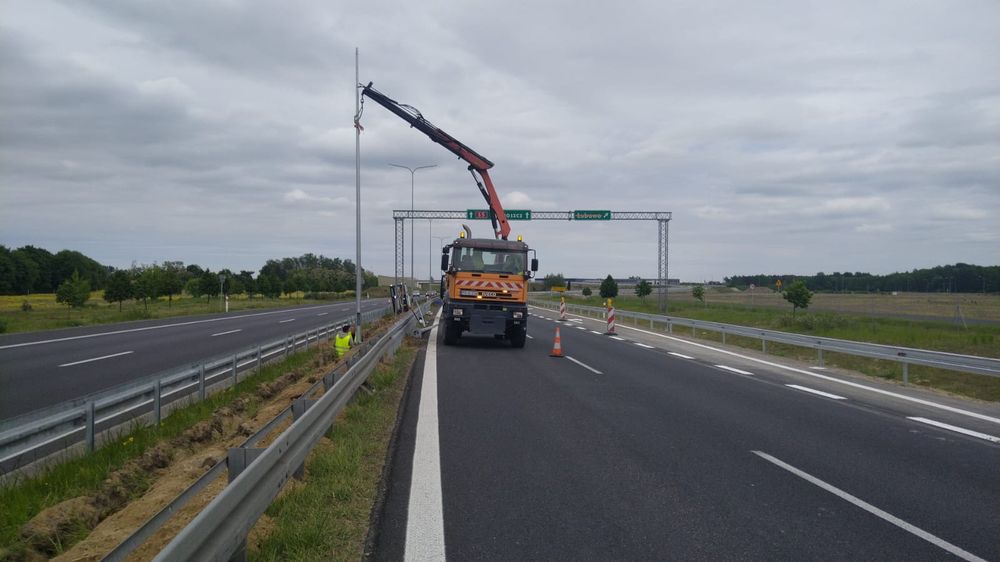 Usługi Hds, wywóz ziemi, wywrotka,transport Hds,