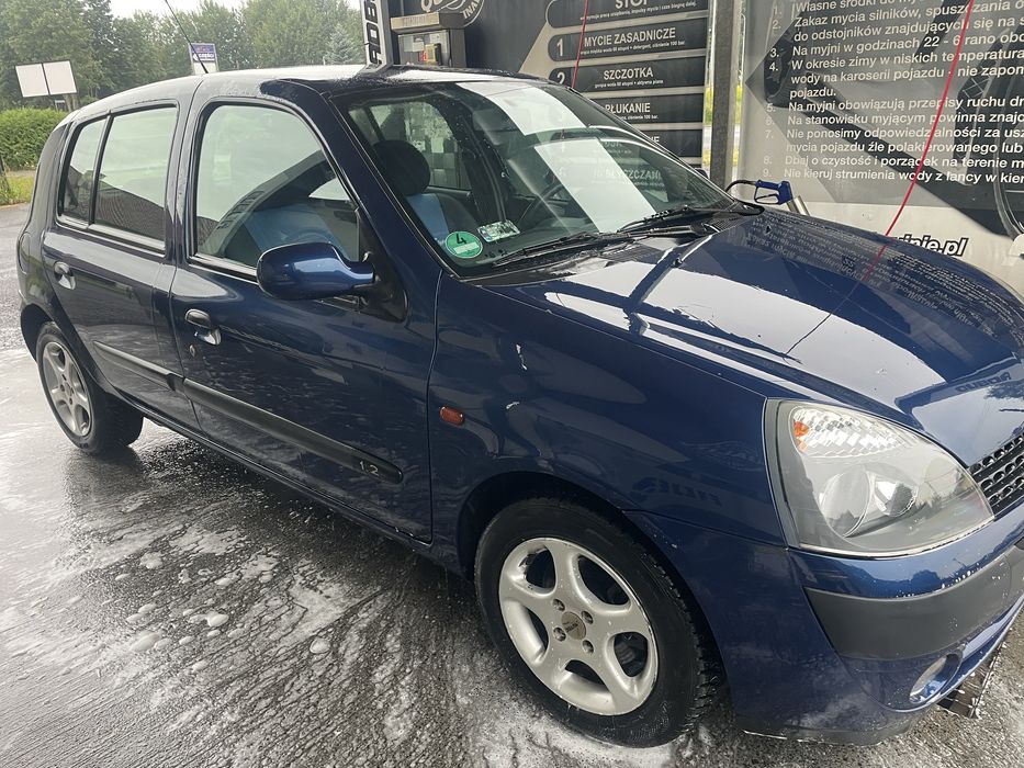 Renault clio 1.2 benz klima alufelgi