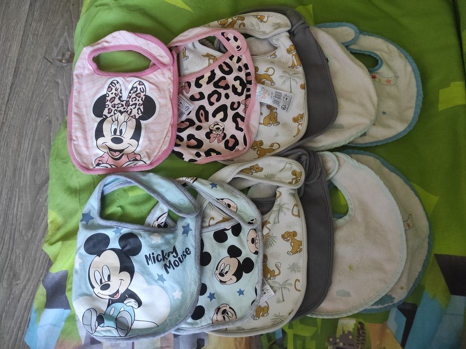 Слюнявчики для дівчинки хлопчика