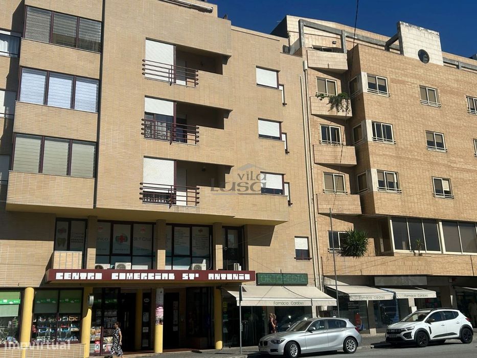 Loja em centro comercial no Souto GOndomar