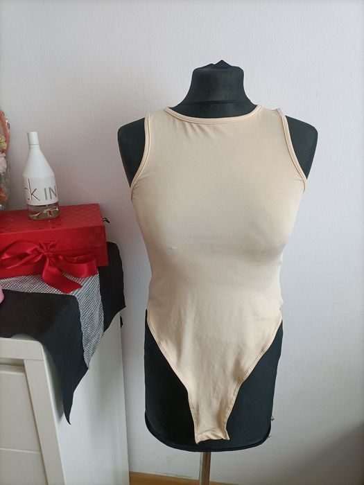 Body beżowe rozm L