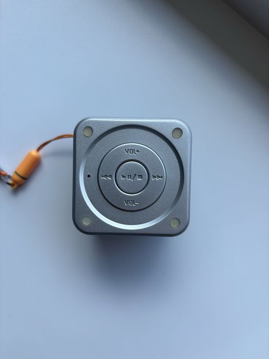 Колонка MusicMan Mini Soundstation. USB, Micro SD Card