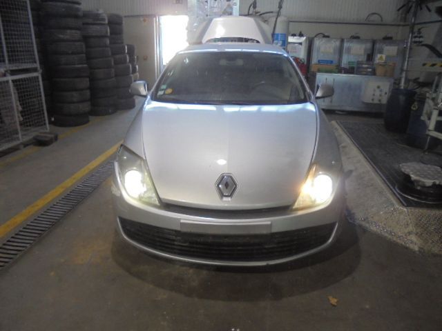 Carro MOT: M9R744 CXVEL: PK4007 RENAULT LAGUNA 3 2009 2.0DCI 150CV 2P CINZA DIESEL