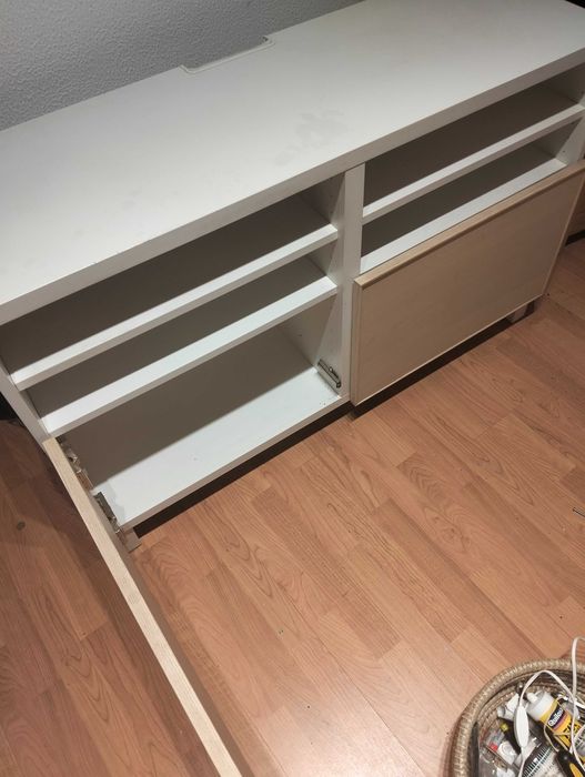 Móvel TV IKEA Muito bom estado - zona Gaia