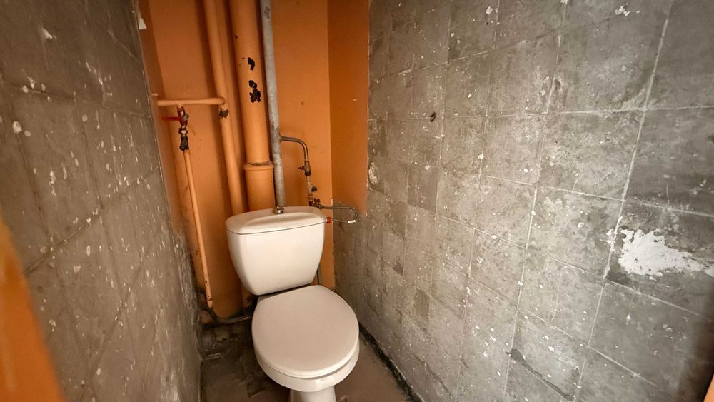 Продам 2 ком. в 16-ке на Салтовке, с/м КЛАСС. (404026)