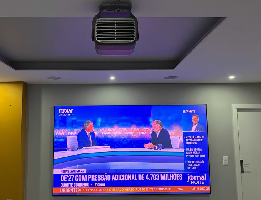 JMGO N3 Ultimate 4K triplo a laser 5800 ISO Lumens Google TV