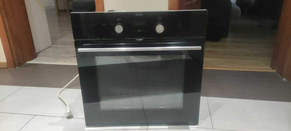 Piekarnik marki Amica