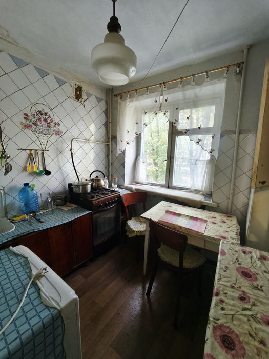 Продам 2кв на 1 микрорайоне