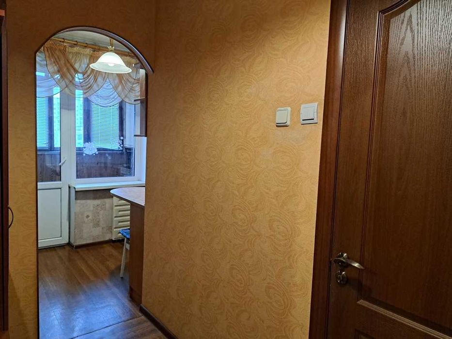 Сдам в оренду 1-кімнатну, Кибальчича, 21, Воскресенка, ринок Троєщина