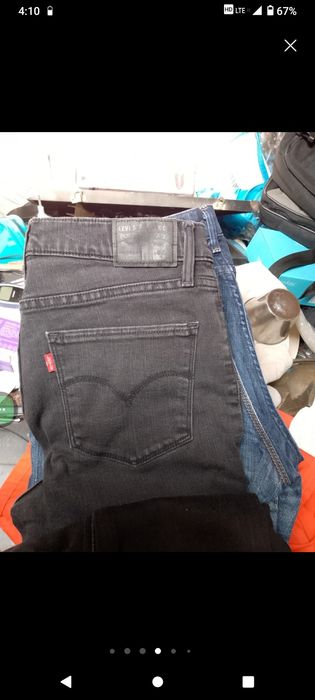 8 calças jeans Levi's W29 (6 usadas uma vez)